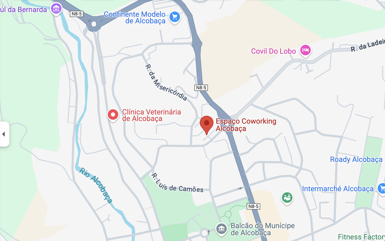 Map showing Espaço Coworking Alcobaça location